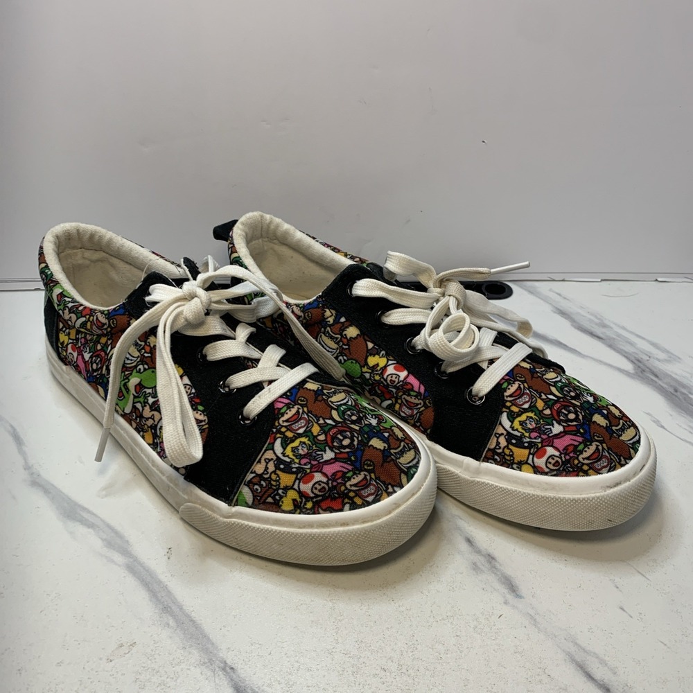 Nintendo Super Mario Bros. Kids Canvas Sneakers All-Over Character Print SZ 5